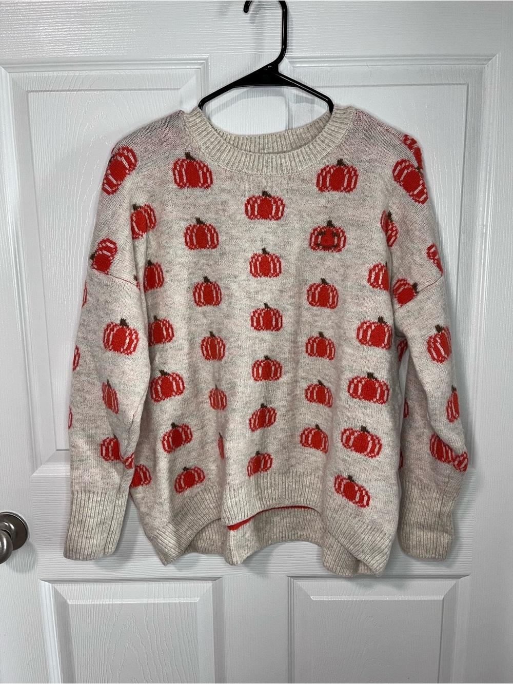 Vince Camuto Cream Pumpkin Halloween Sweater